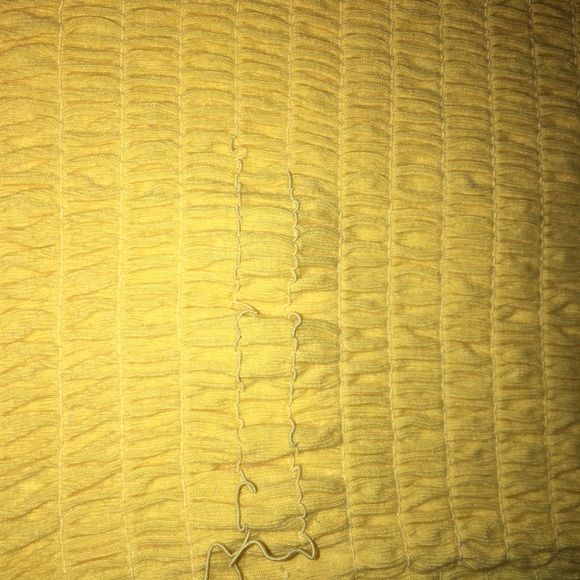 Halter top - Picture 3 of 4